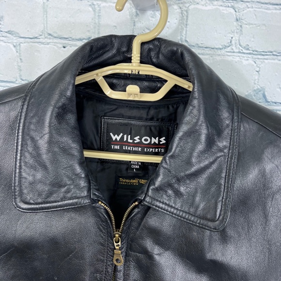 •|•WILSONS LEATHER•| Vintage Black Leather Jacket Thinsulate Insulation - Picture 10 of 16
